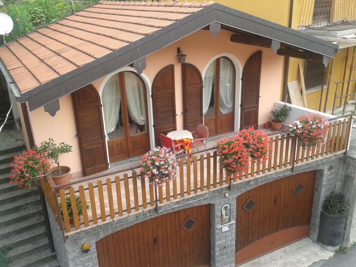 Chalet Con Piscina Garzeno Ngoại thất bức ảnh