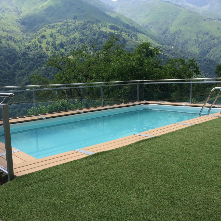 Chalet Con Piscina Garzeno Ngoại thất bức ảnh
