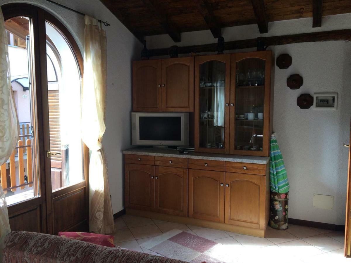 Chalet Con Piscina Garzeno Ngoại thất bức ảnh
