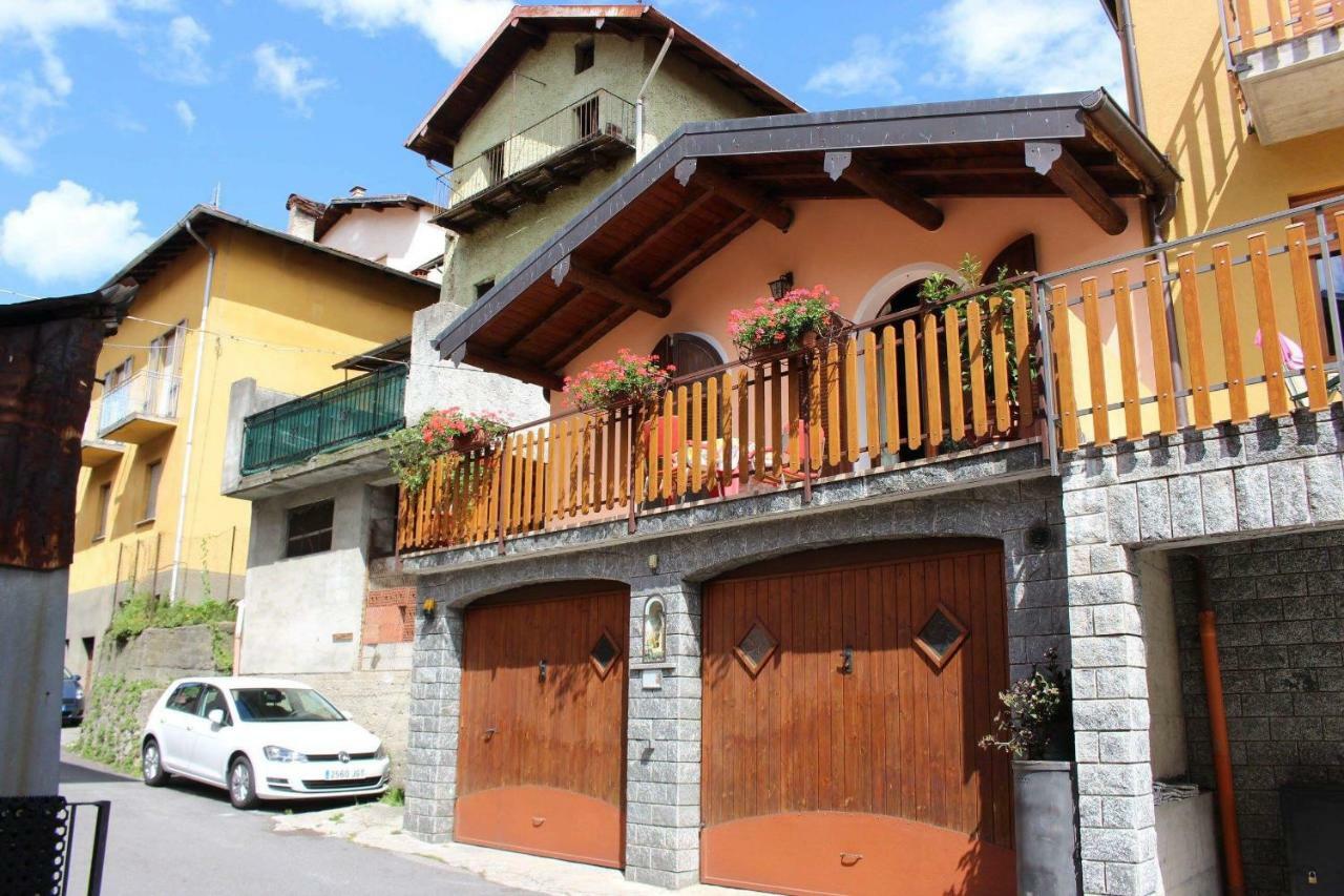 Chalet Con Piscina Garzeno Ngoại thất bức ảnh