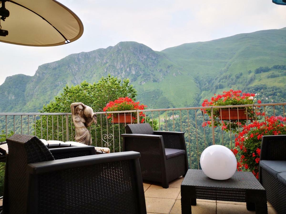 Chalet Con Piscina Garzeno Ngoại thất bức ảnh